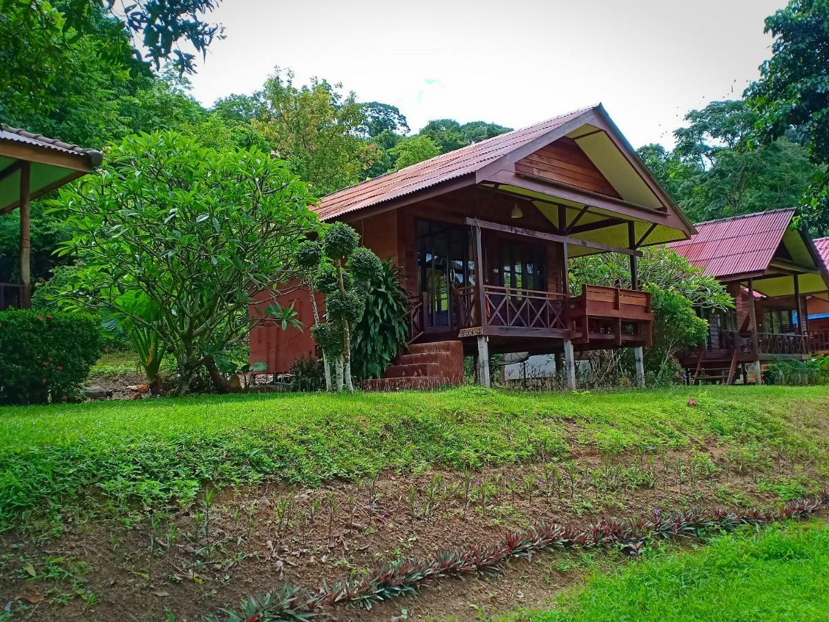 Suntisook Resort Ko Yao Noi Luaran gambar